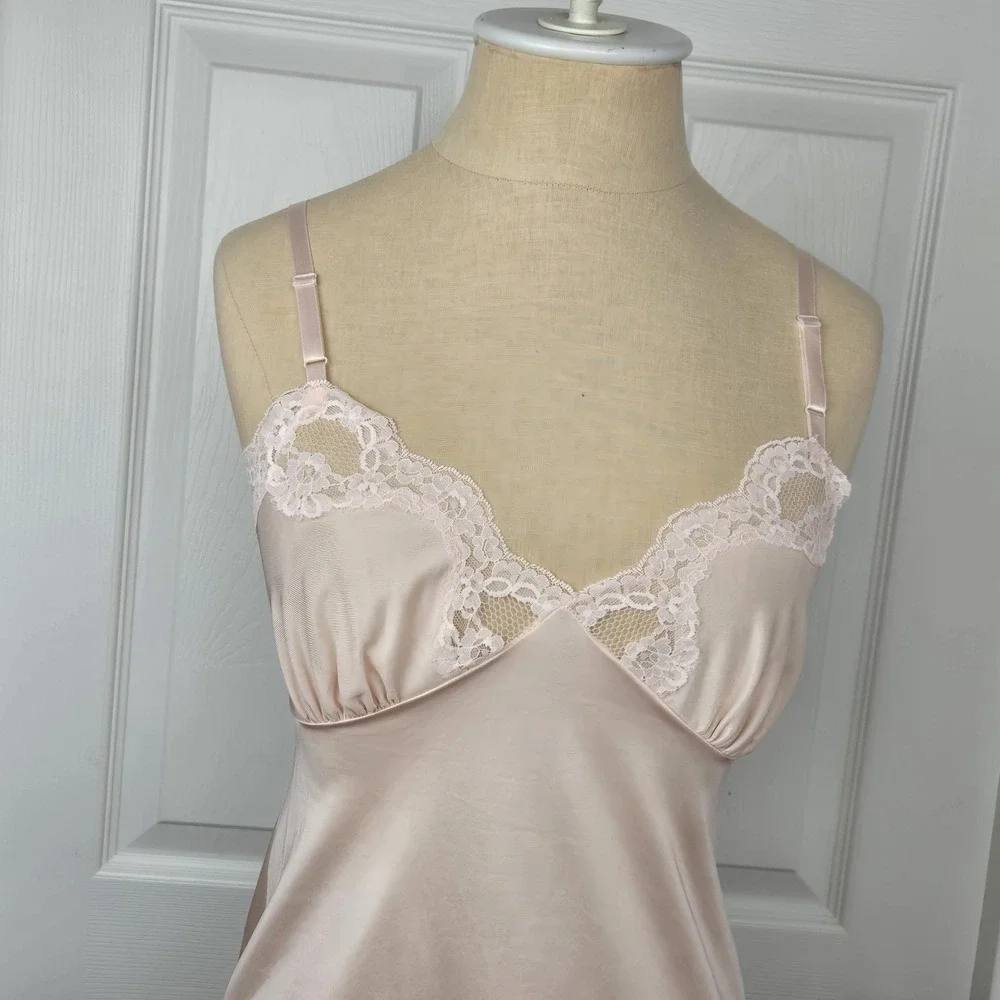 Henson Kickernick Vtg Pink Full slip Nightgown Size 34 Made‎ In USA Lingerie